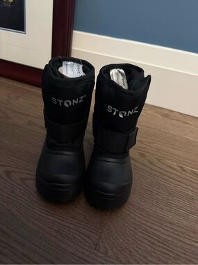 Stonz Black Kids Waterproof Boot